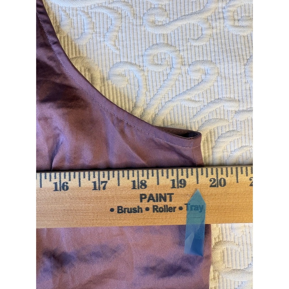 Cabi 4357 Women Dusty Plum Satin Ruffle V-Neck Sleeveless Blouse Medium - Picture 5 of 6